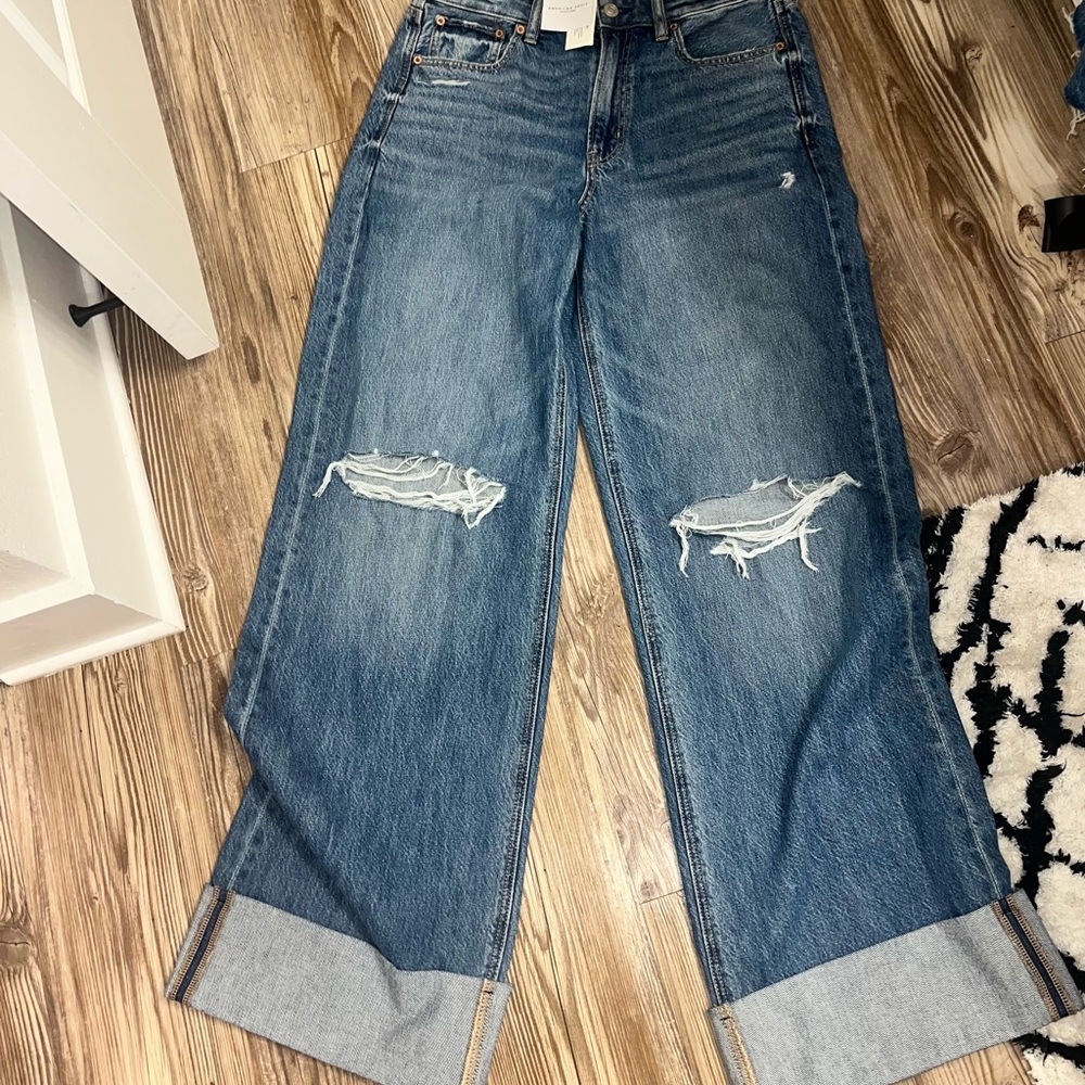 American Eagle Outfitters Blue Ripped Jeans - Picture 2 of 4